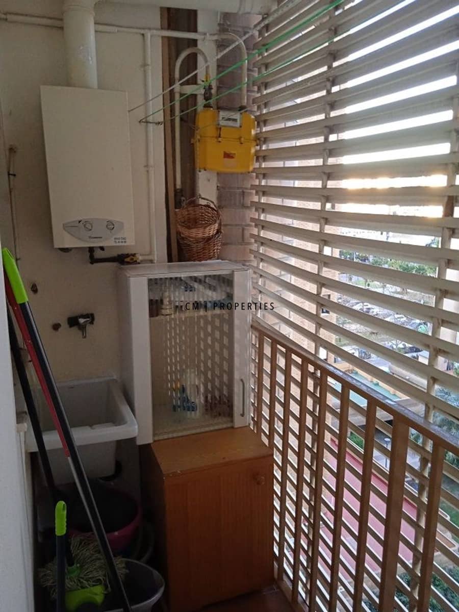 4 slaapkamer Flat te huur in Valencia stad - € 1.350 (Ref: 9432440)