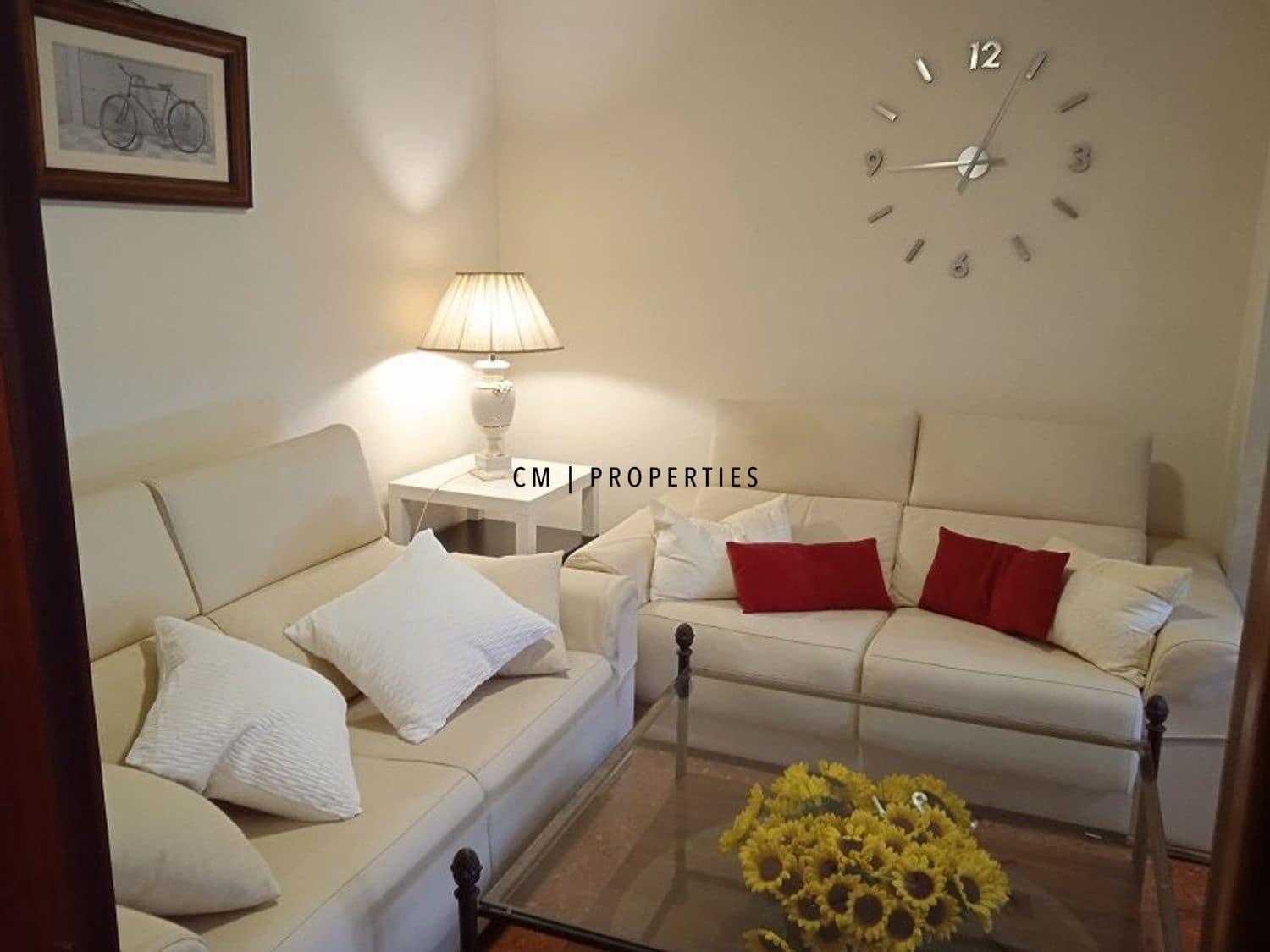 4 slaapkamer Flat te huur in Valencia stad - € 1.350 (Ref: 9432440)
