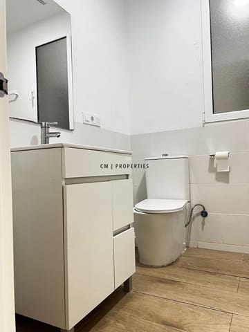 4 soverom Leilighet til leie i La Roqueta, Valencia by - € 1 700 (Ref: 9432441)