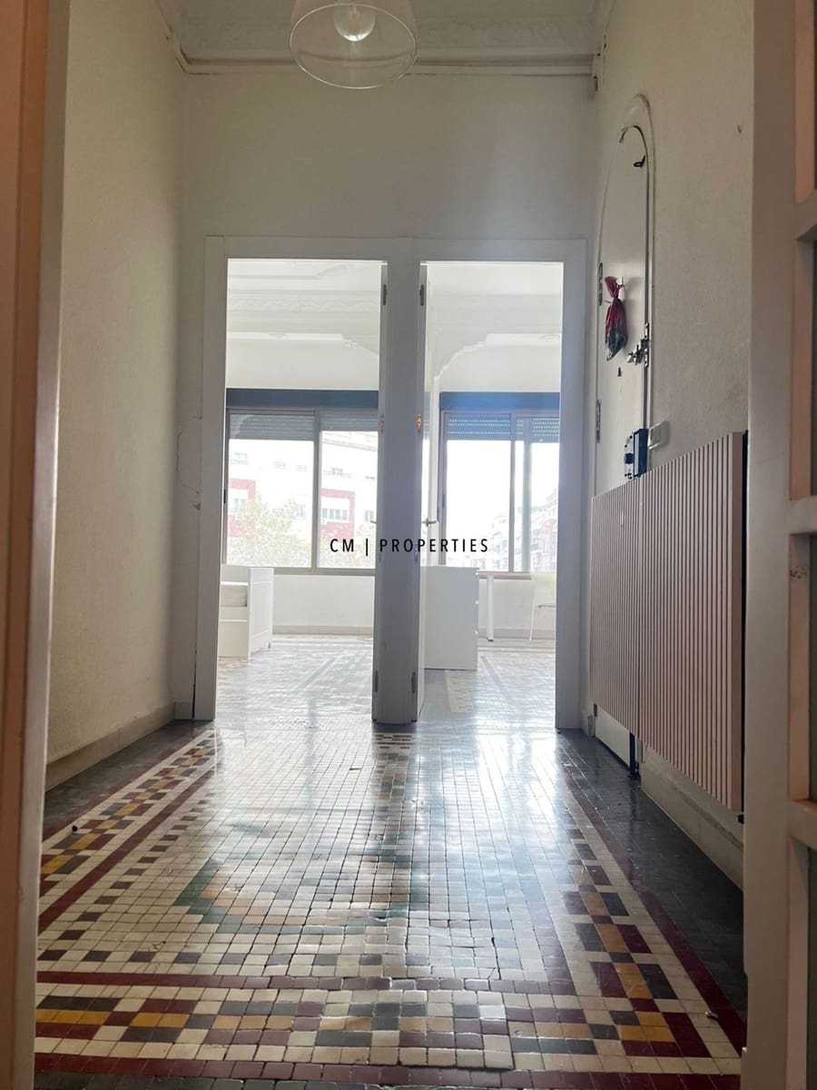 Appartement de 4 chambres à louer à Valence ville - 1 700 € (Ref: 9432441)