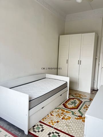 4 soverom Leilighet til leie i La Roqueta, Valencia by - € 1 700 (Ref: 9432441)