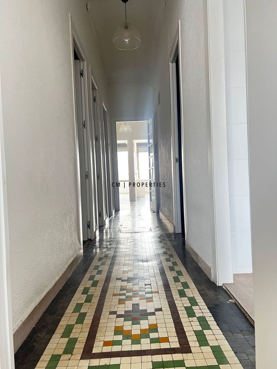 Appartement de 4 chambres à louer à Valence ville - 1 700 € (Ref: 9432441)