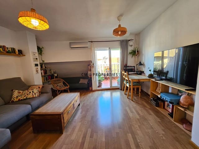 3 bedroom Penthouse for rent in Centro Ciudad, Paterna - € 1,350 (Ref: 9432856)