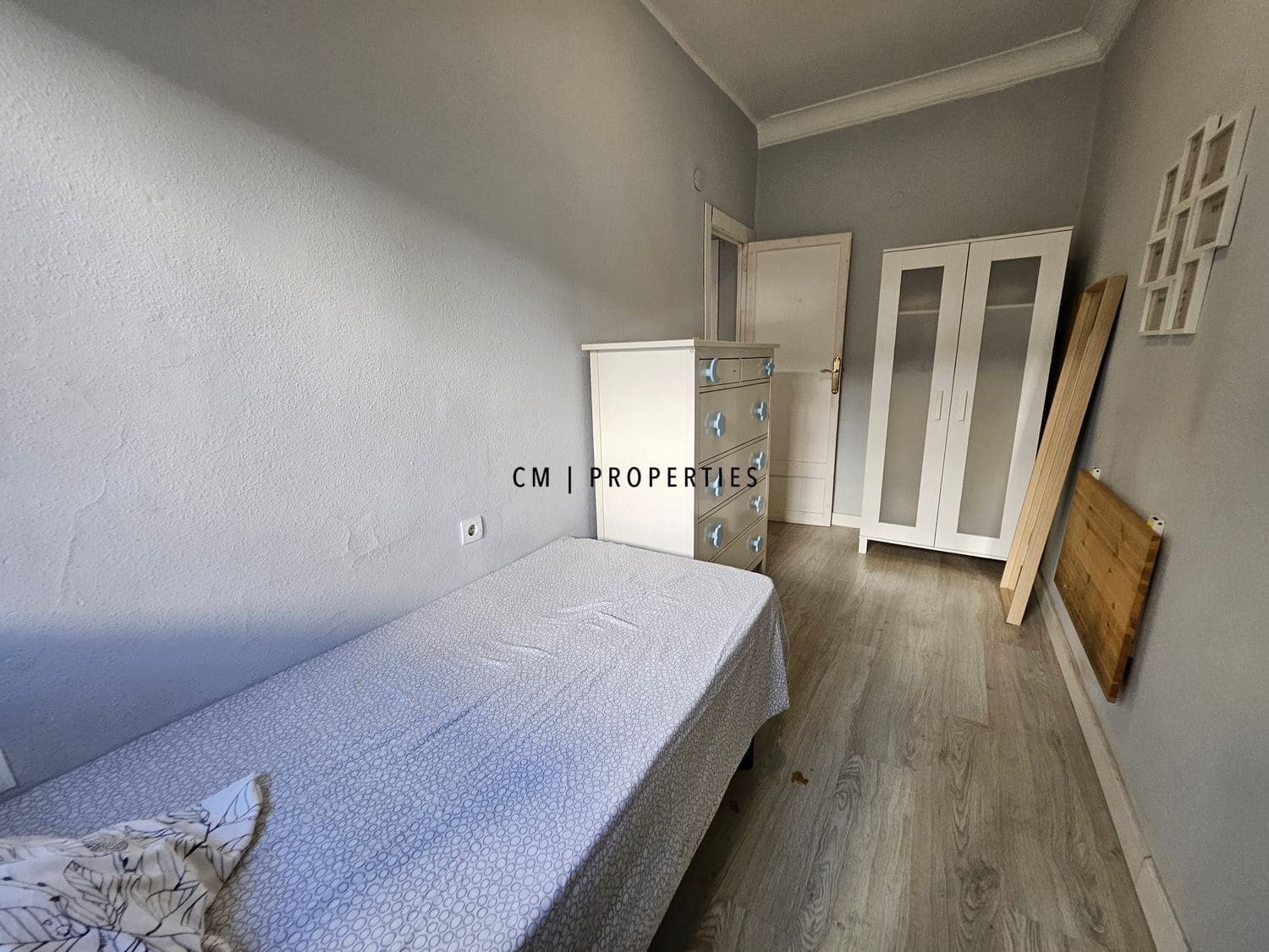 3 makuuhuone Asunto vuokrattavana paikassa Valencia kaupunki mukana uima-altaan - 1 350 € (Ref: 9434939)