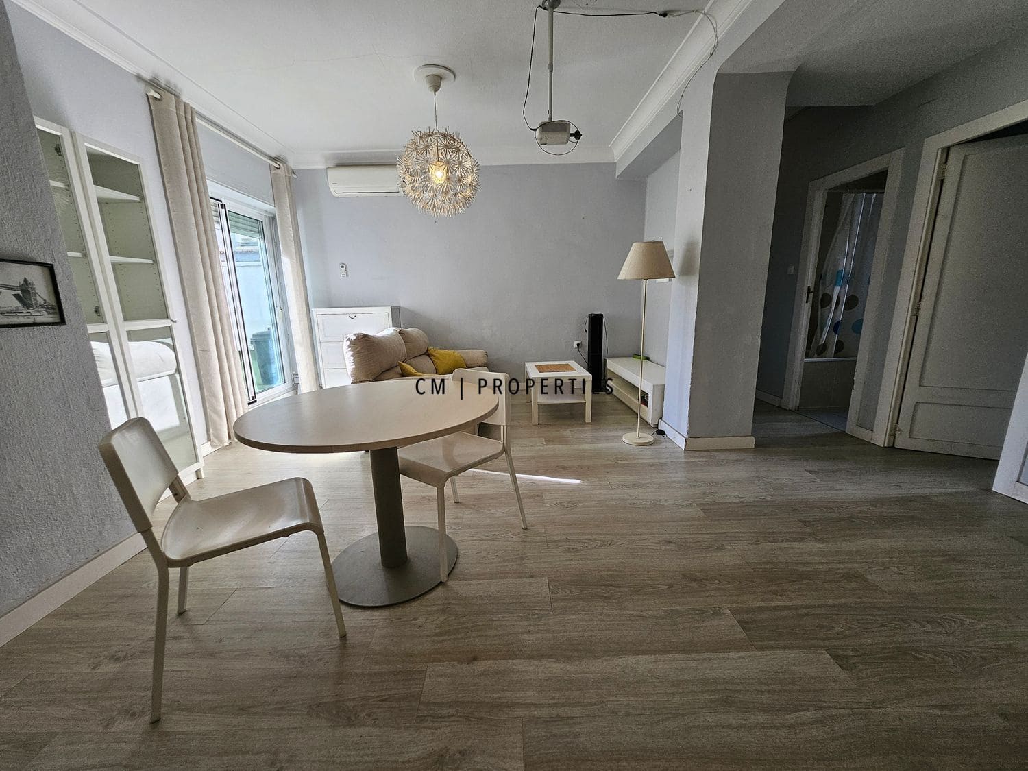 3 makuuhuone Asunto vuokrattavana paikassa Valencia kaupunki mukana uima-altaan - 1 350 € (Ref: 9434939)