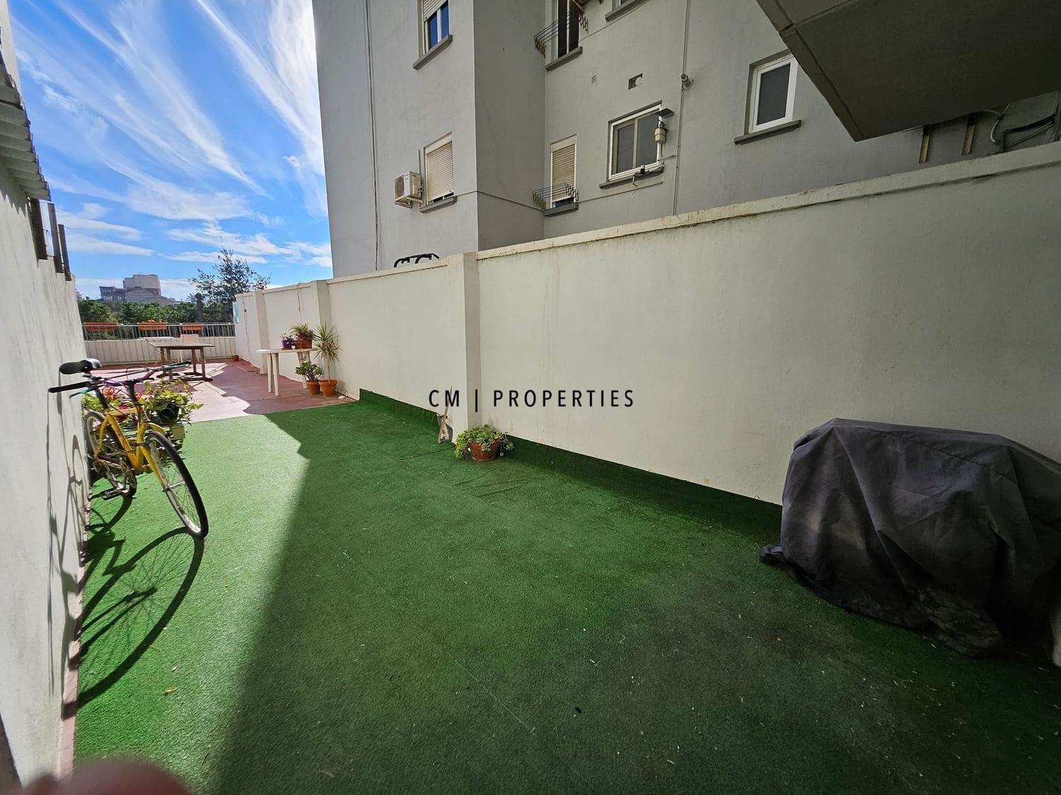 3 makuuhuone Asunto vuokrattavana paikassa Valencia kaupunki mukana uima-altaan - 1 350 € (Ref: 9434939)