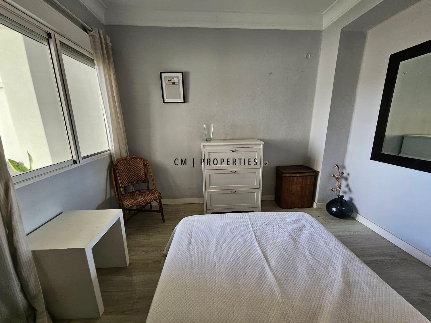 3 makuuhuone Asunto vuokrattavana paikassa Valencia kaupunki mukana uima-altaan - 1 350 € (Ref: 9434939)