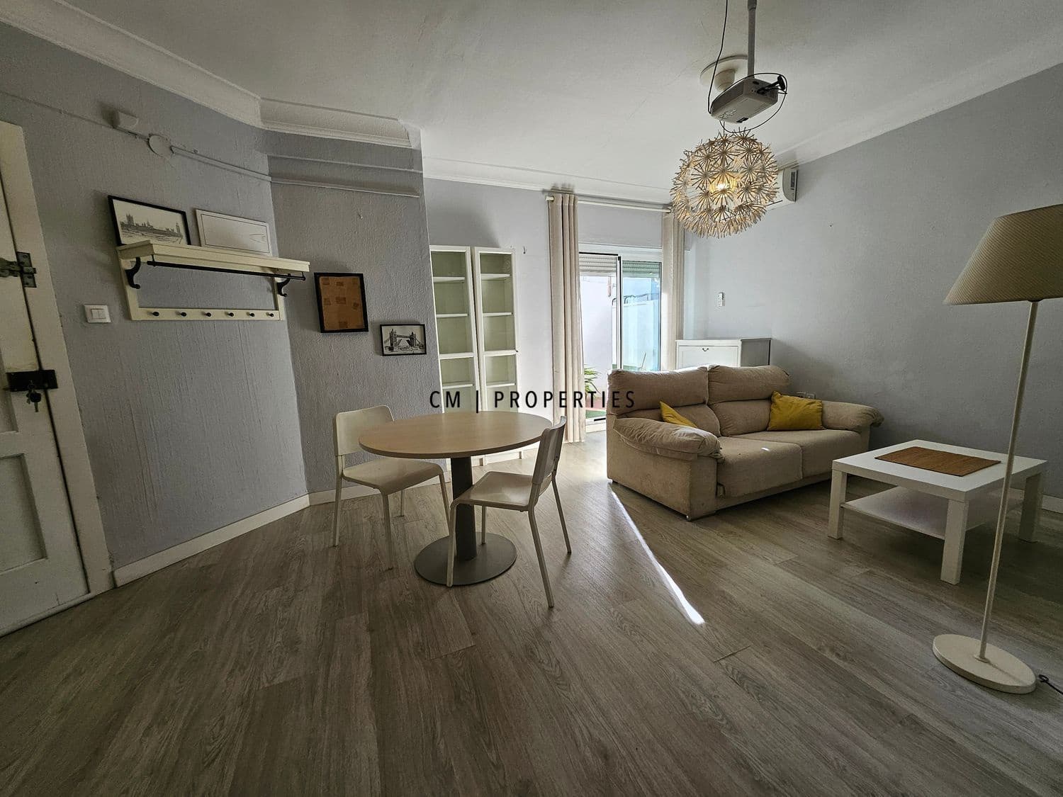 3 makuuhuone Asunto vuokrattavana paikassa Valencia kaupunki mukana uima-altaan - 1 350 € (Ref: 9434939)