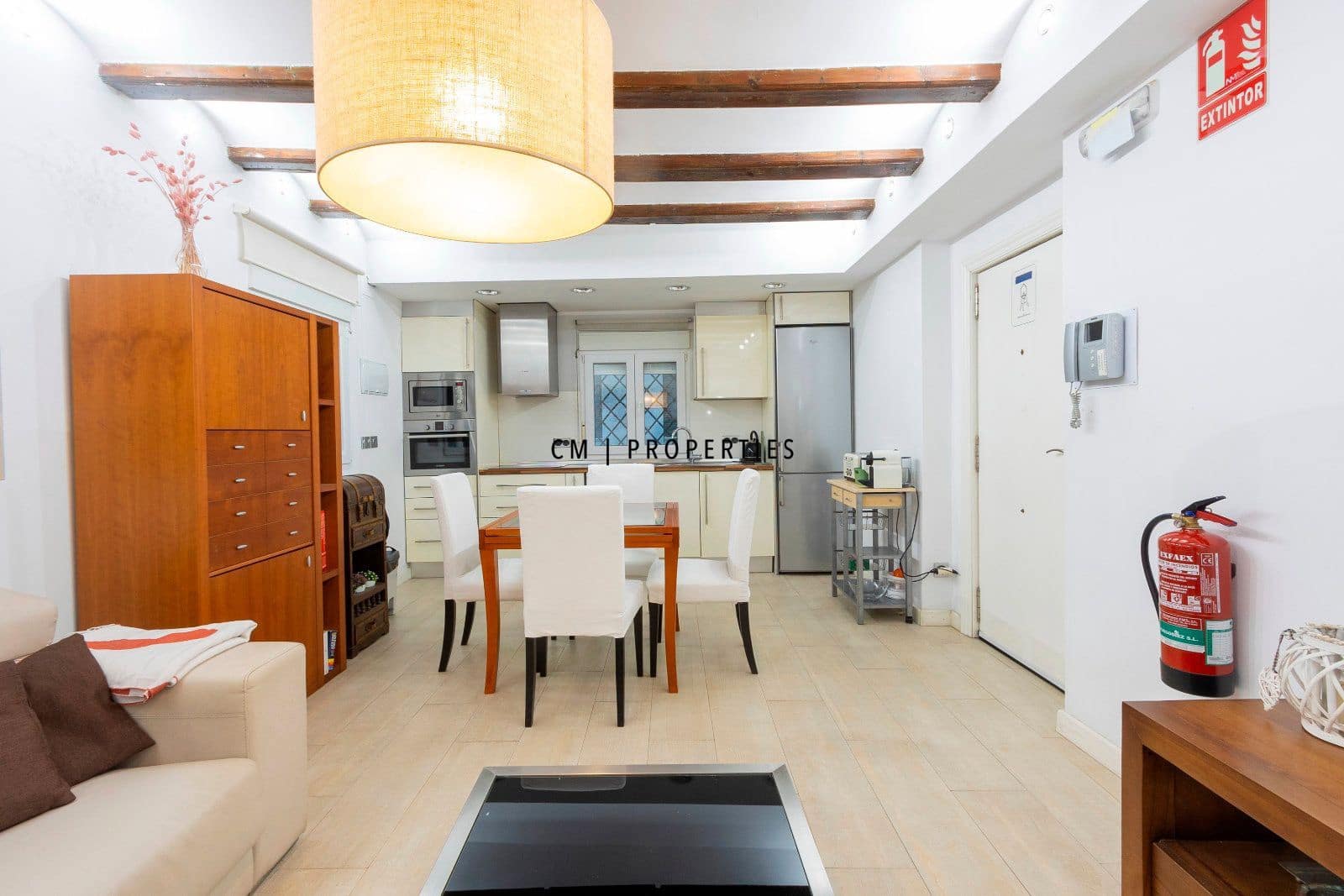 1 soveværelse Lejlighed til leje i Valencia by med garage - € 1.700 (Ref: 9434940)