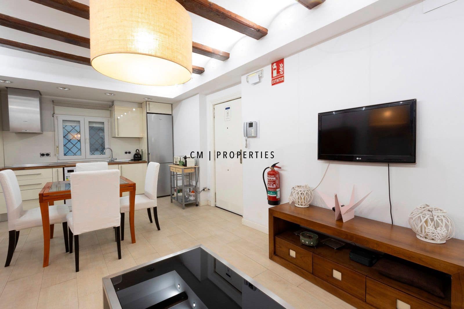 1 soveværelse Lejlighed til leje i Valencia by med garage - € 1.700 (Ref: 9434940)