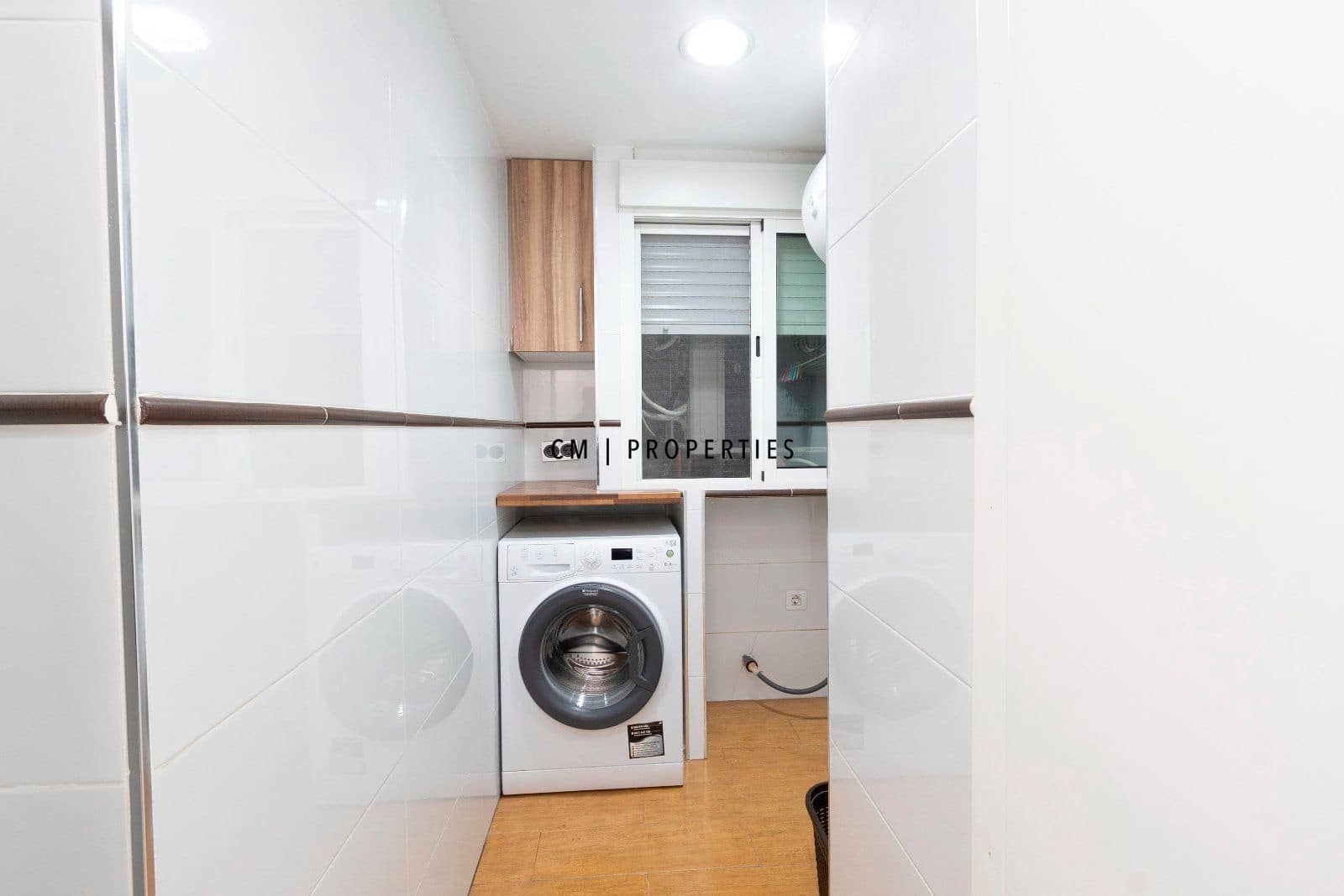 1 soveværelse Lejlighed til leje i Valencia by med garage - € 1.700 (Ref: 9434940)