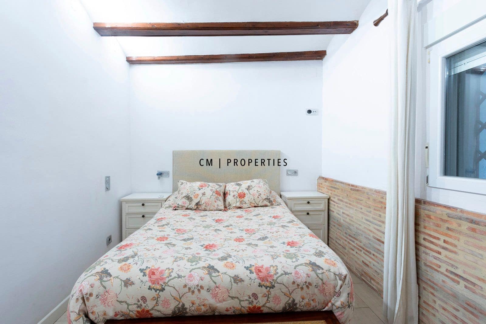 1 soveværelse Lejlighed til leje i Valencia by med garage - € 1.700 (Ref: 9434940)