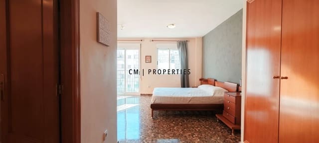 3 sovrum Lägenhet att hyra i Nou Moles, Valencia stad med garage - 1 500 € (Ref: 9434941)