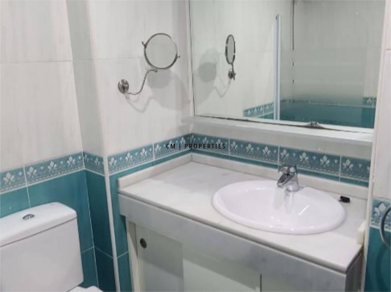 2 slaapkamer Flat te huur in Valencia stad met garage - € 1.450 (Ref: 9436186)