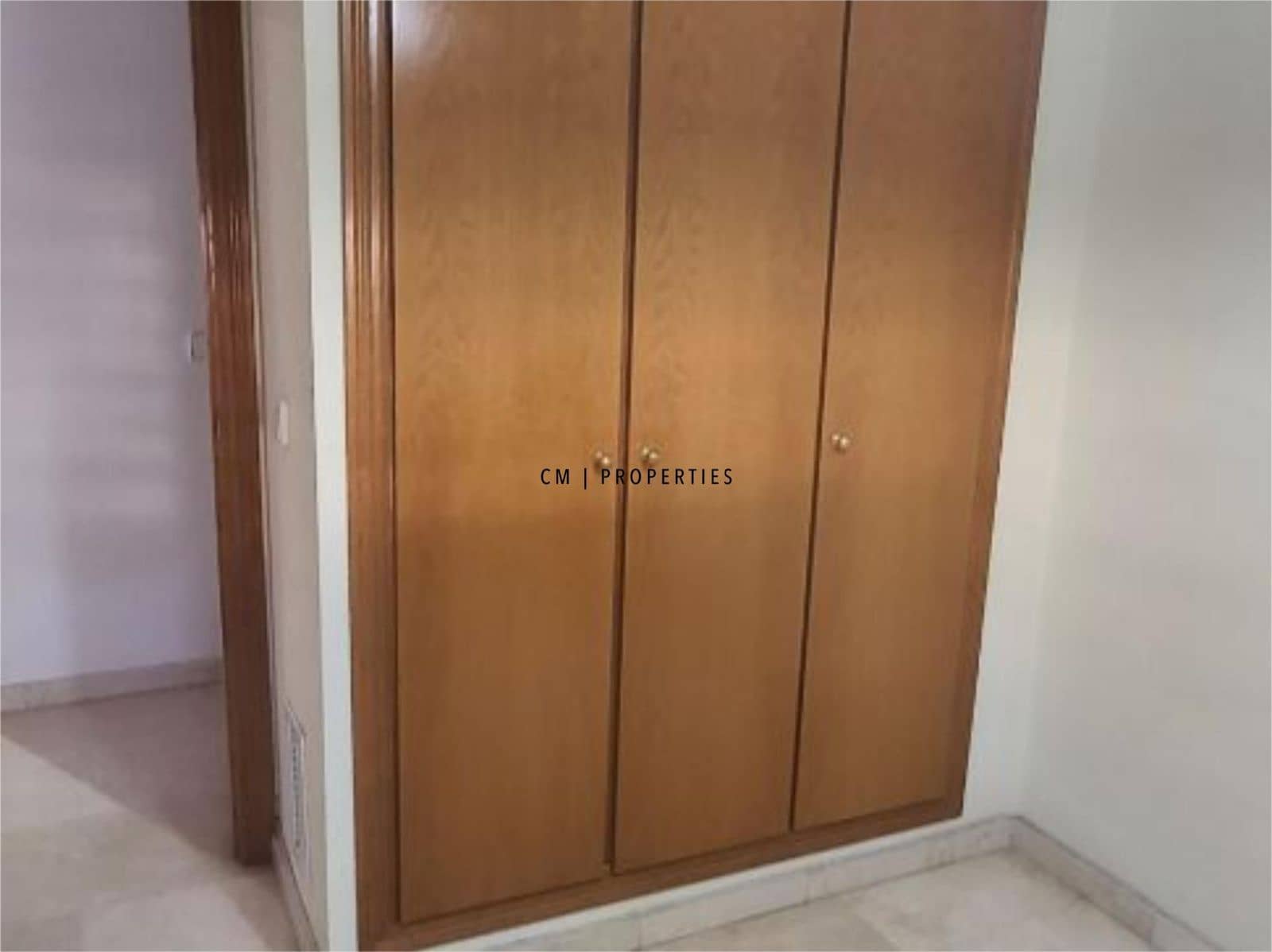 2 slaapkamer Flat te huur in Valencia stad met garage - € 1.450 (Ref: 9436186)