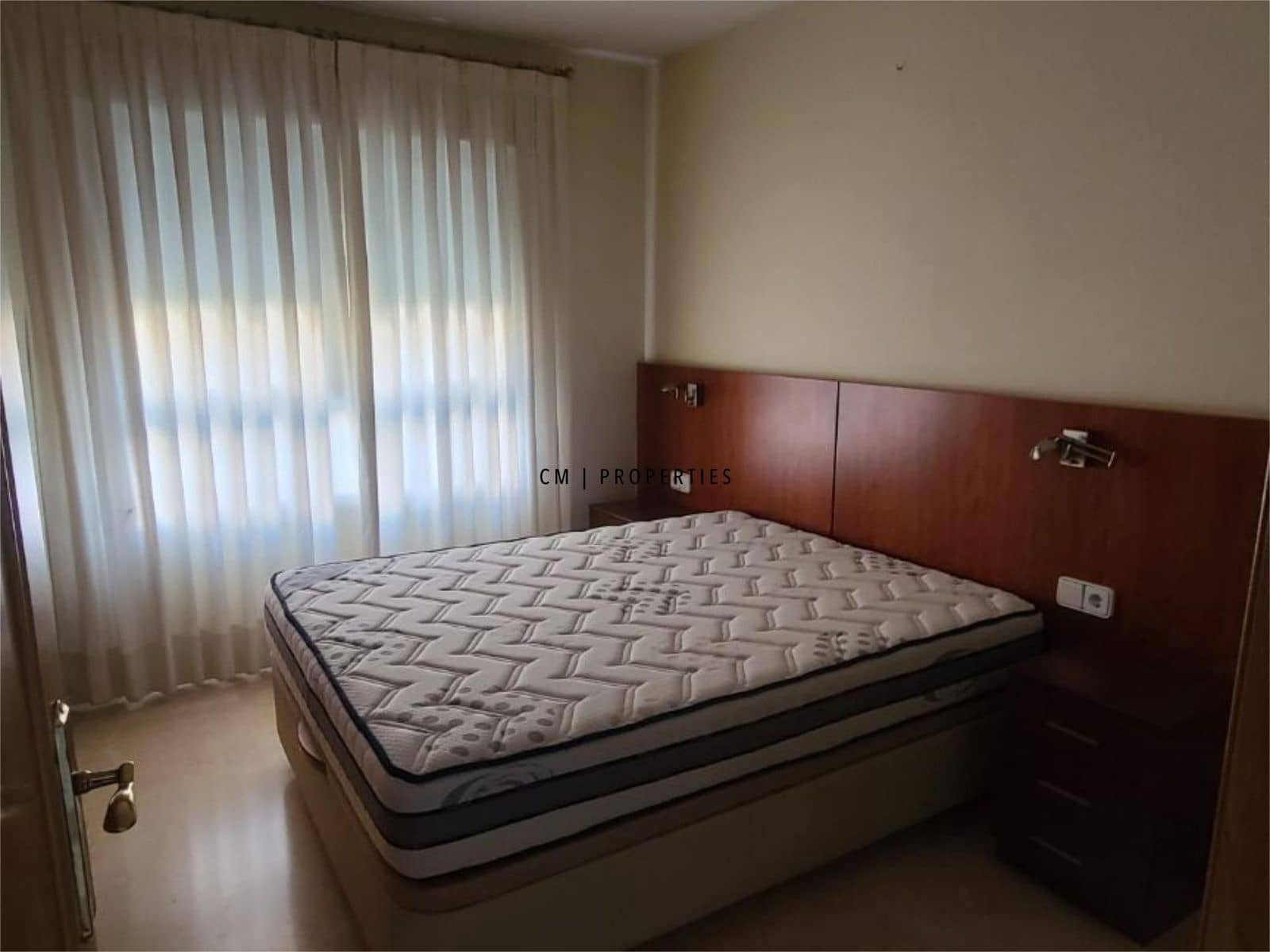 2 slaapkamer Flat te huur in Valencia stad met garage - € 1.450 (Ref: 9436186)