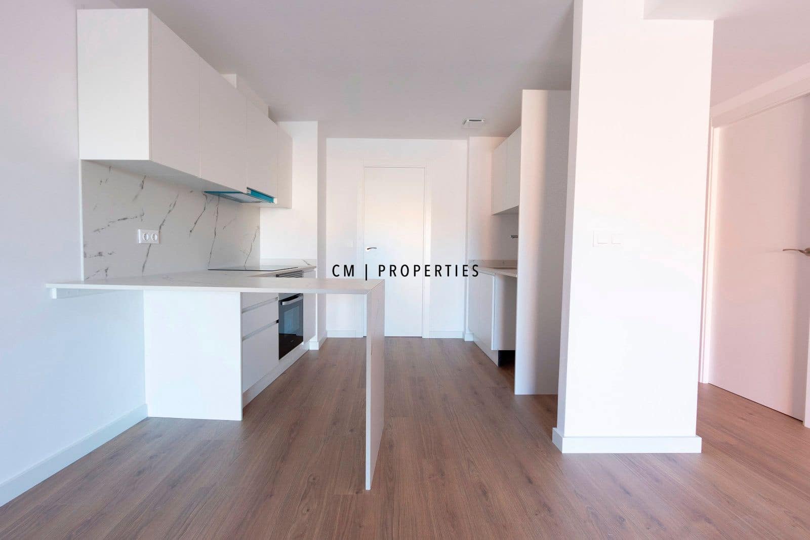 3 sypialnia Mieszkanie na sprzedaż w Miasto Walencja z basenem garażem - 370 000 € (Ref: 9436300)