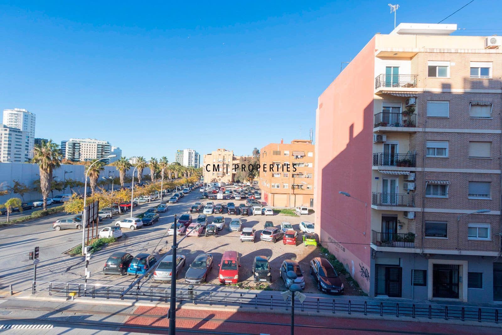 3 sypialnia Mieszkanie na sprzedaż w Miasto Walencja z basenem garażem - 370 000 € (Ref: 9436300)