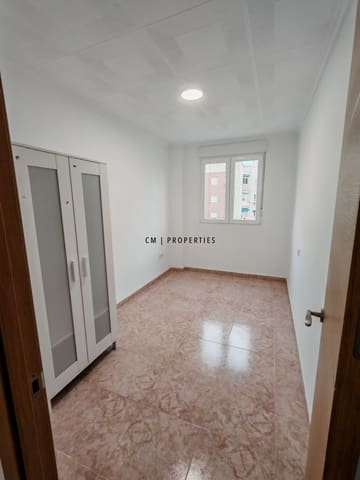 4 makuuhuone Asunto vuokrattavana paikassa L'Illa Perduda, Valencia kaupunki - 1 550 € (Ref: 9436581)