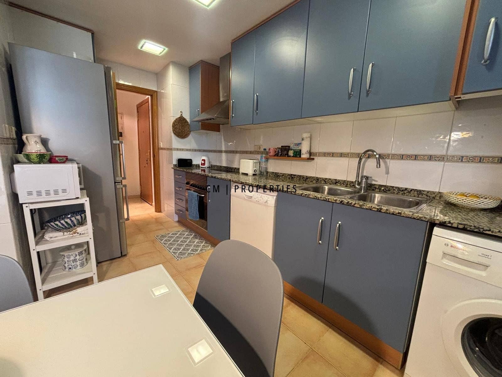 2 soverom Leilighet til leie i Valencia by med svømmebasseng garasje - € 1 550 (Ref: 9437757)