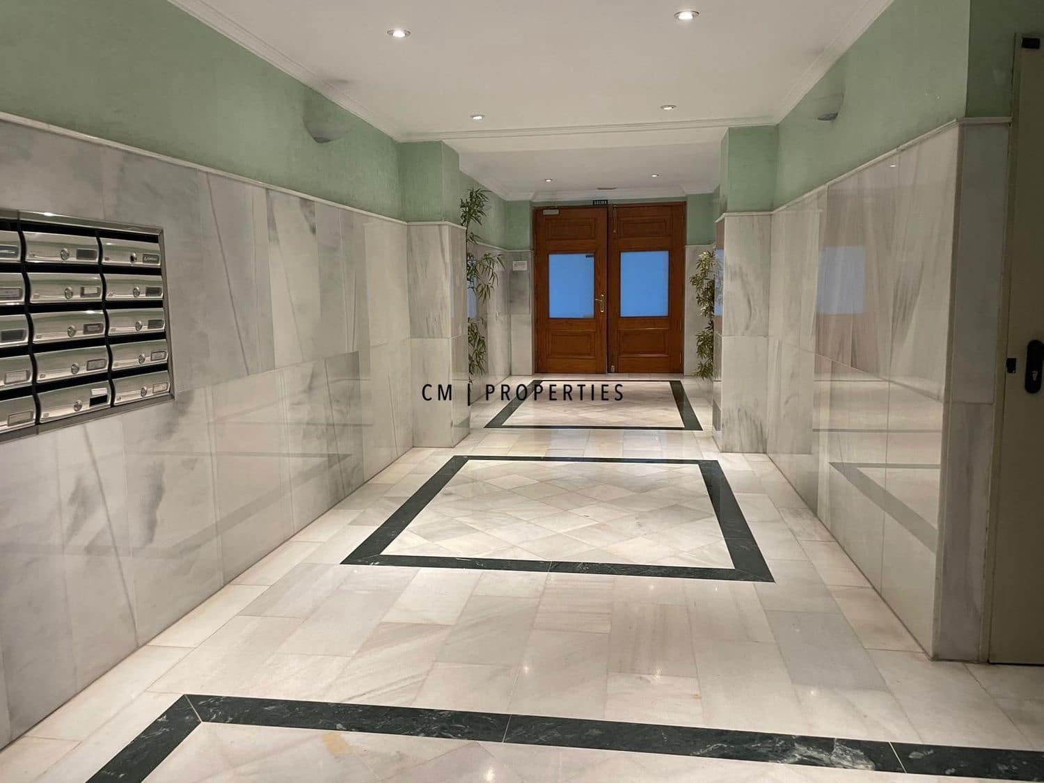 3 sypialnia Mieszkanie do wynajęcia w Miasto Walencja z garażem - 2 800 € (Ref: 9437758)