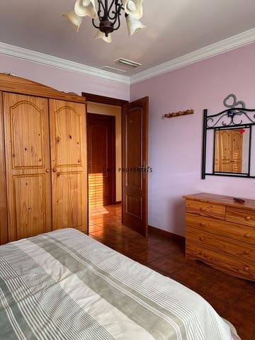 4 soveværelse Villa til salg i Torrent med garage - € 555.000 (Ref: 9438818)