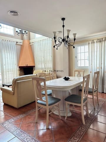 4 soveværelse Villa til salg i Torrent med garage - € 555.000 (Ref: 9438818)