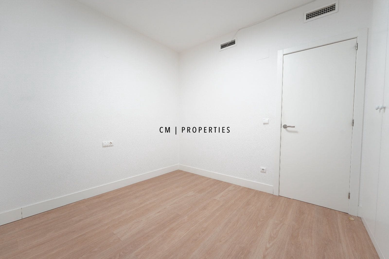 3 soveværelse Lejlighed til salg i Picassent med garage - € 240.000 (Ref: 9445428)