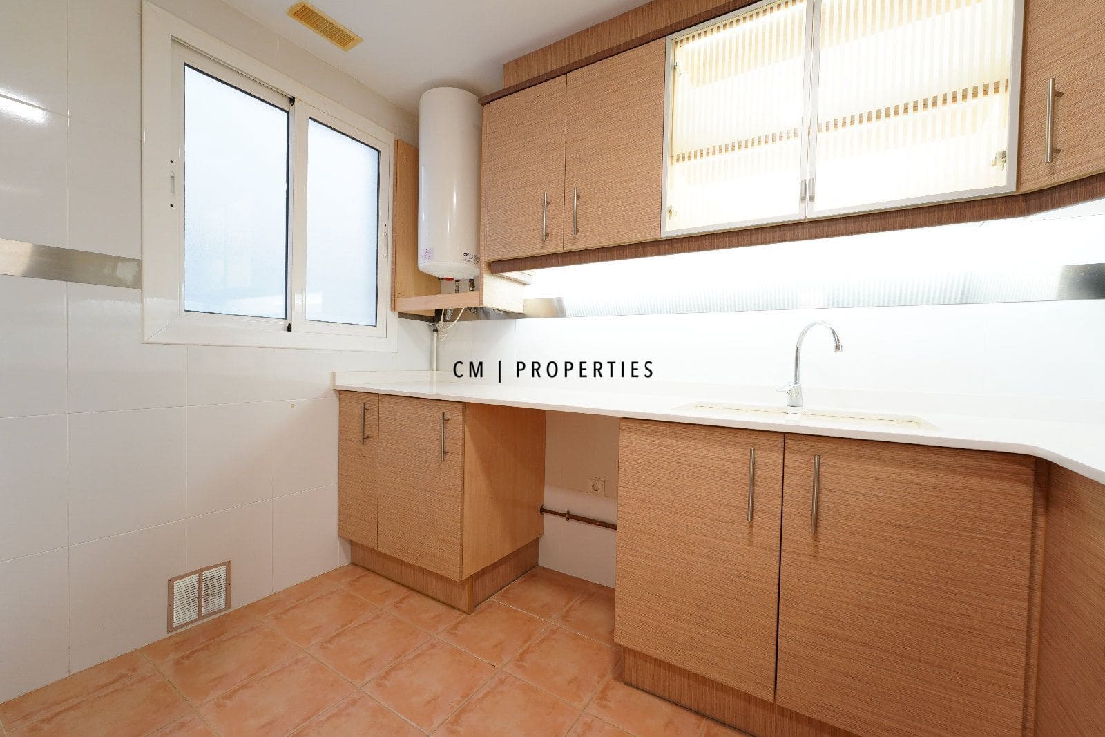 3 soveværelse Lejlighed til salg i Picassent med garage - € 240.000 (Ref: 9445428)