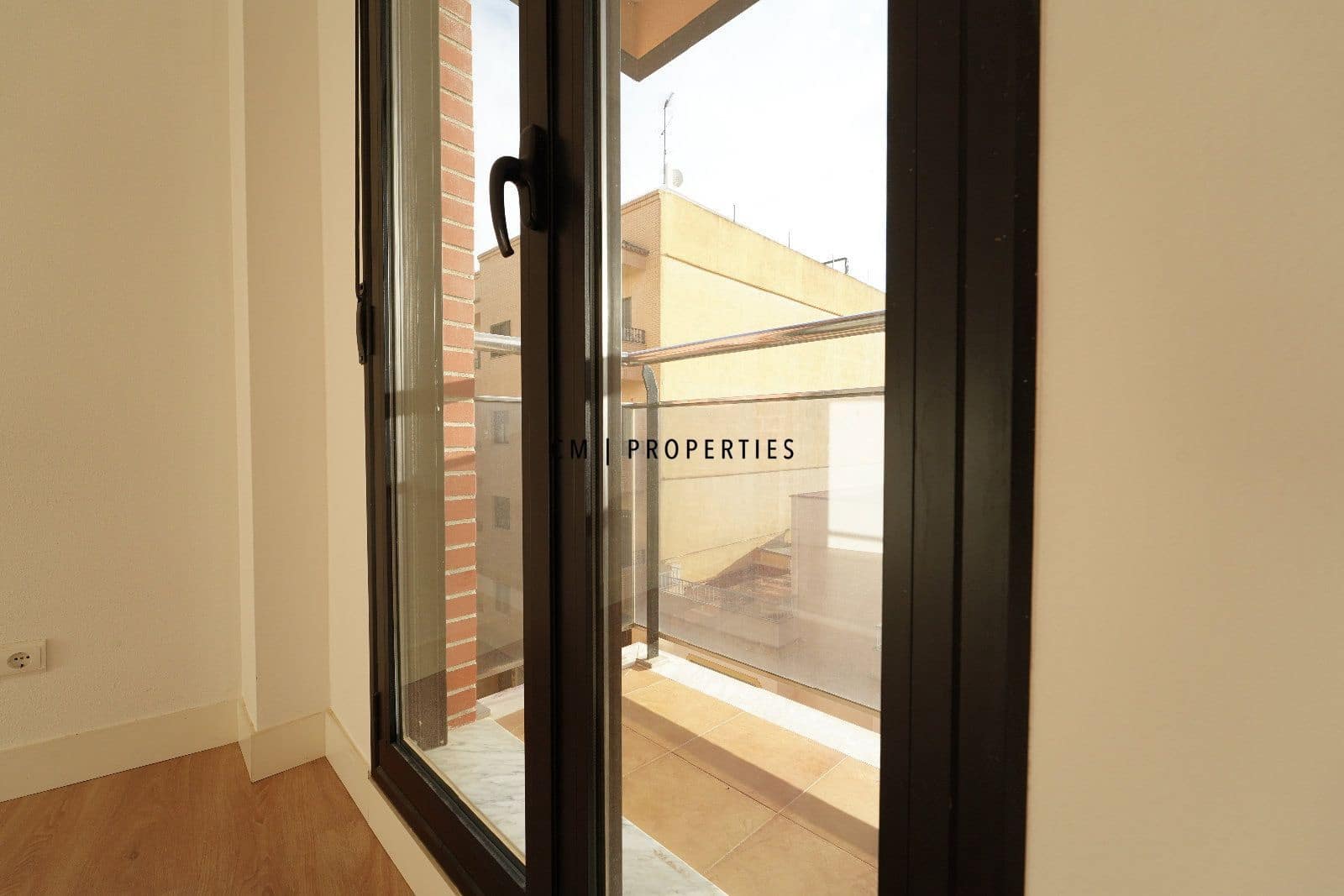 3 soveværelse Lejlighed til salg i Picassent med garage - € 240.000 (Ref: 9445428)