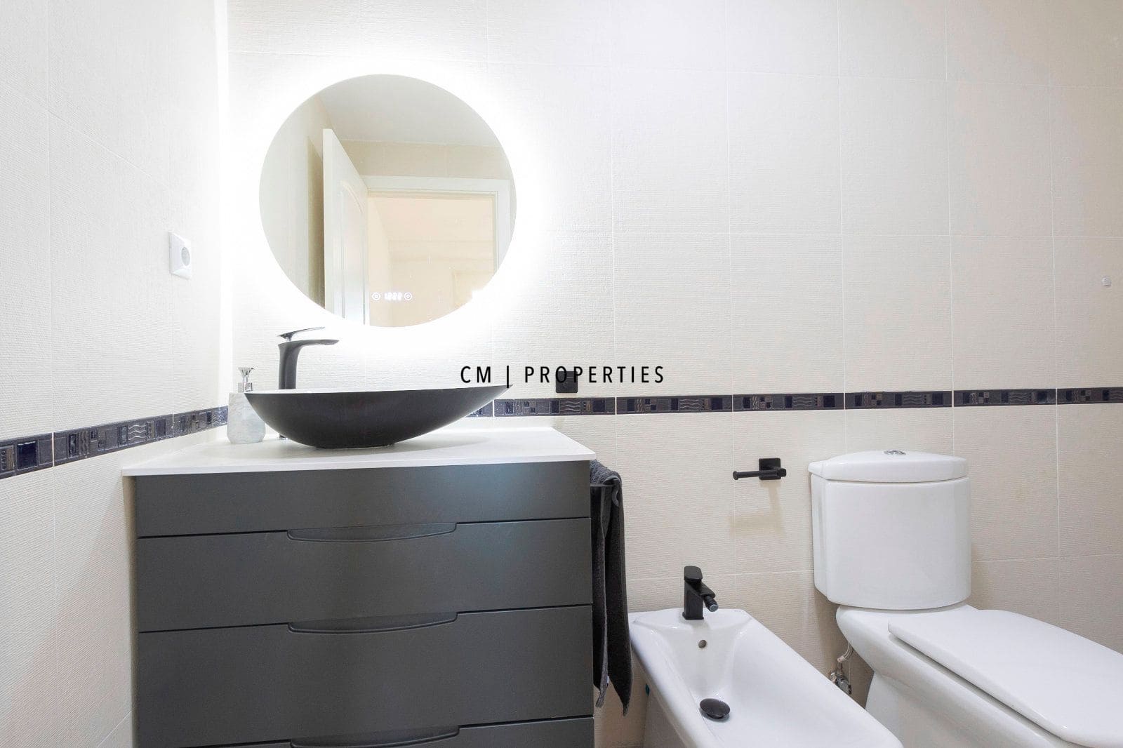 3 sypialnia Mieszkanie do wynajęcia w Sagunto / Sagunt z basenem garażem - 1 180 € (Ref: 9445429)