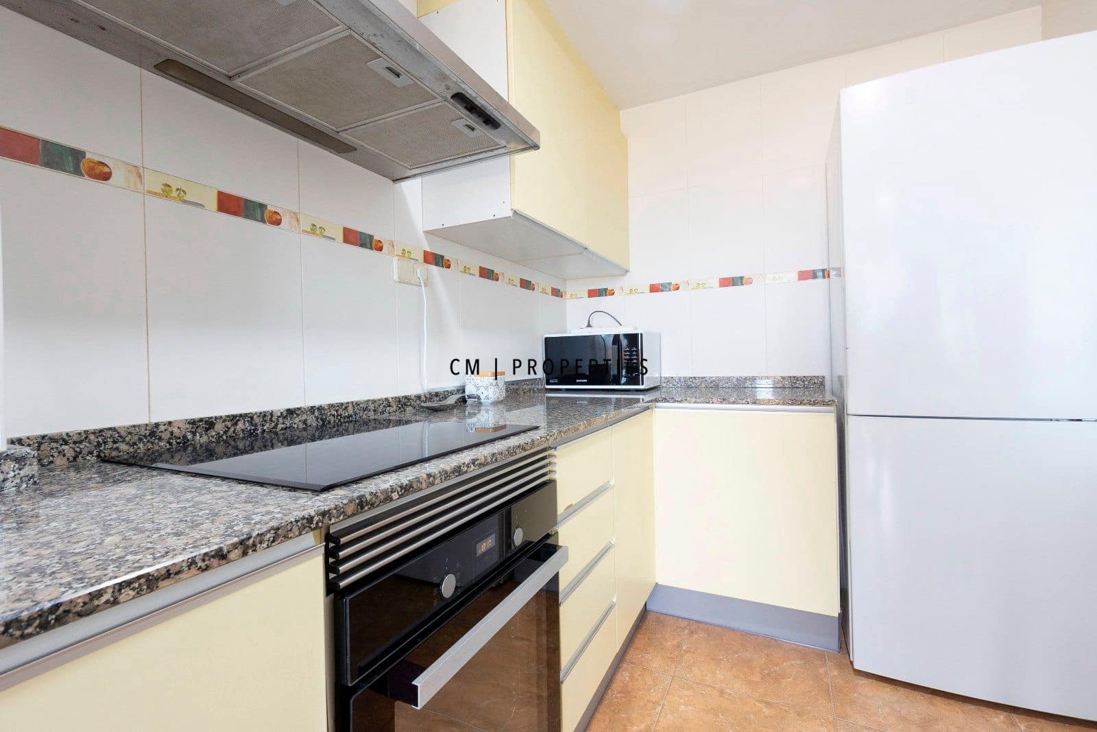 3 sypialnia Mieszkanie do wynajęcia w Sagunto / Sagunt z basenem garażem - 1 180 € (Ref: 9445429)