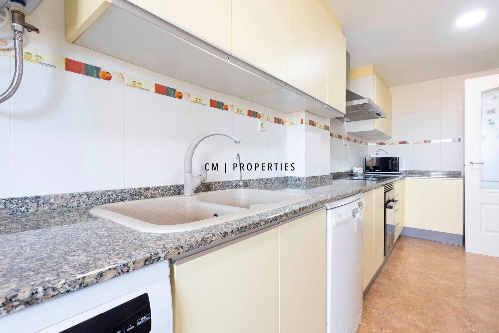 3 sypialnia Mieszkanie do wynajęcia w Sagunto / Sagunt z basenem garażem - 1 180 € (Ref: 9445429)