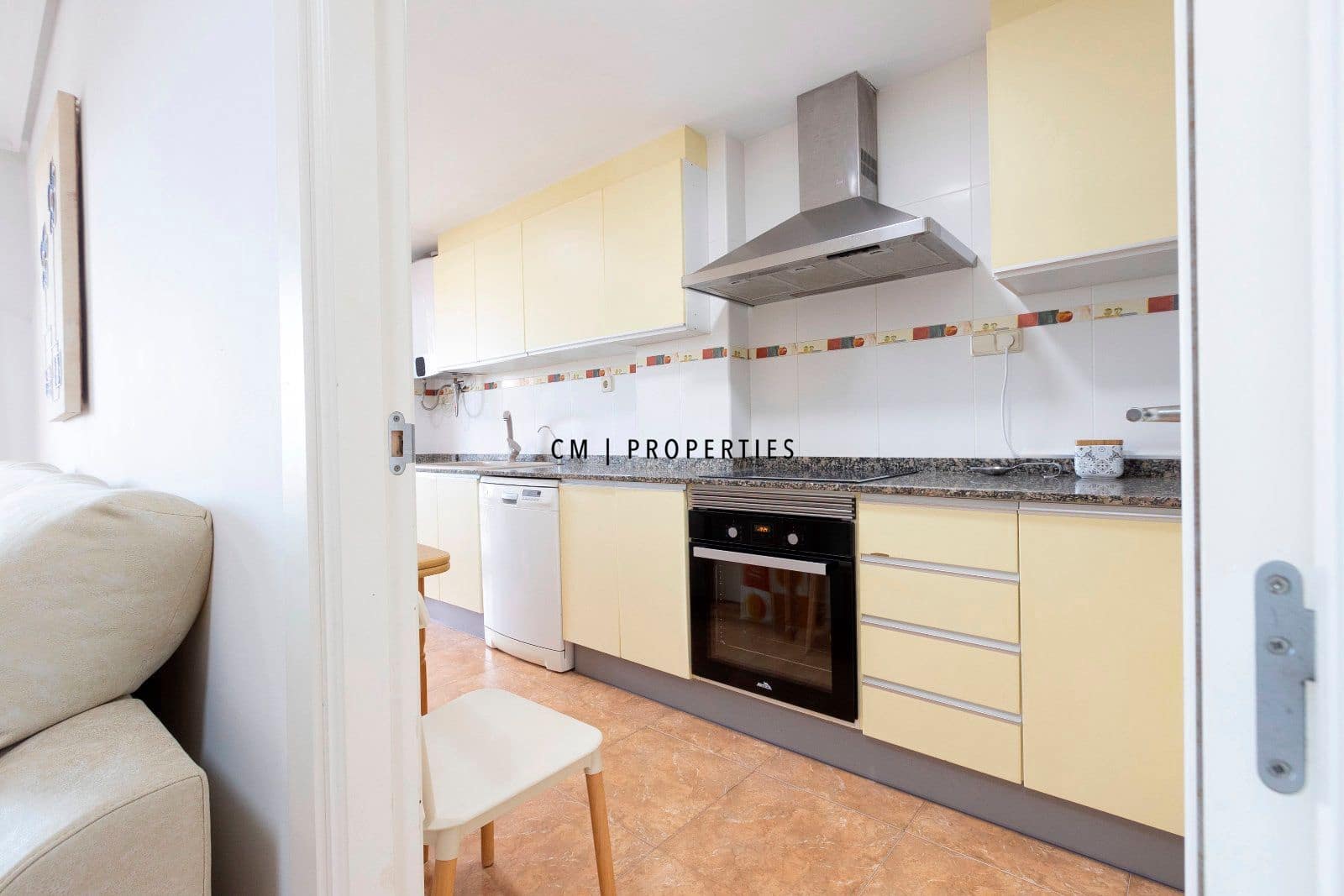 3 sypialnia Mieszkanie do wynajęcia w Sagunto / Sagunt z basenem garażem - 1 180 € (Ref: 9445429)