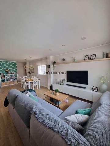 5 soveværelse Villa til salg i La Pobla de Vallbona med swimmingpool garage - € 460.000 (Ref: 9446901)