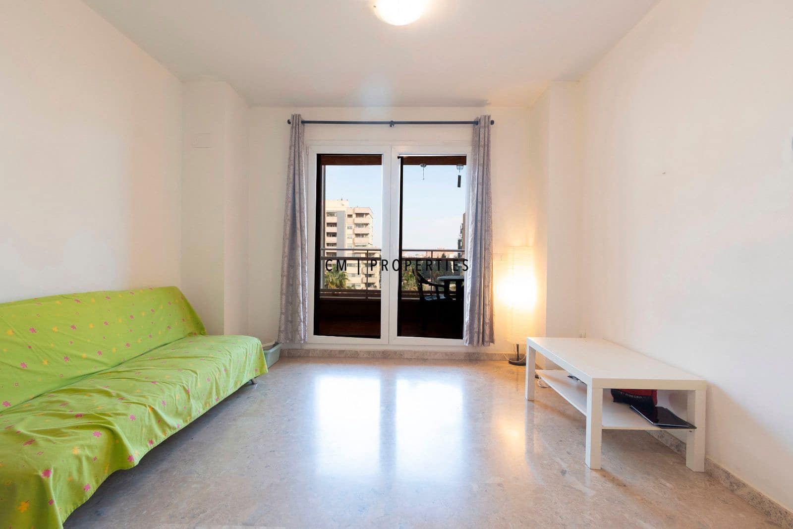 2 makuuhuone Asunto vuokrattavana paikassa Valencia kaupunki mukana uima-altaan 
autotalli - 1 400 € (Ref: 9448512)