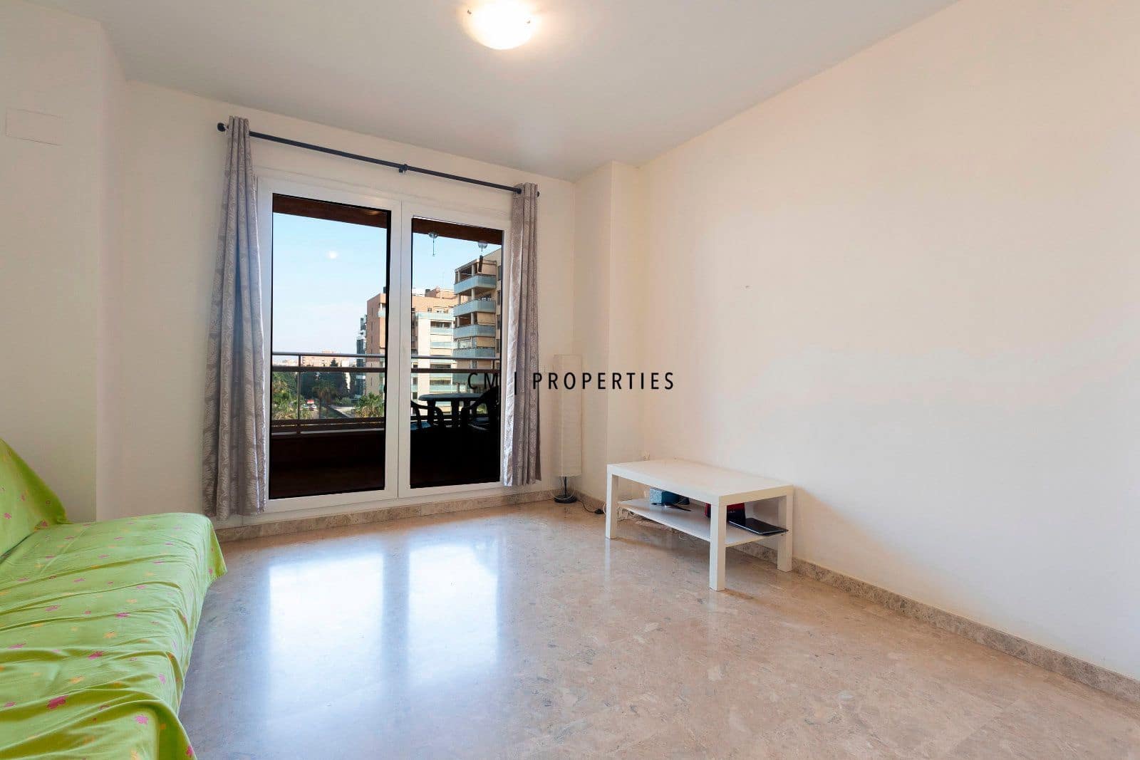 2 makuuhuone Asunto vuokrattavana paikassa Valencia kaupunki mukana uima-altaan 
autotalli - 1 400 € (Ref: 9448512)