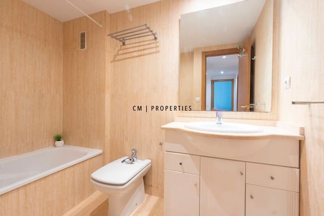 2 makuuhuone Asunto vuokrattavana paikassa Benicalap, Valencia kaupunki mukana uima-altaan 
autotalli - 1 400 € (Ref: 9448512)