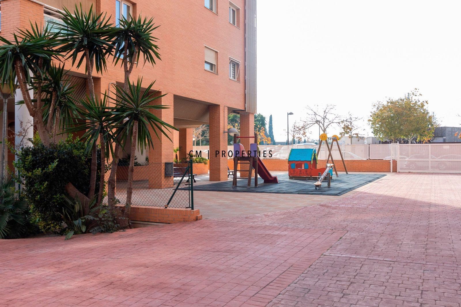 2 makuuhuone Asunto vuokrattavana paikassa Valencia kaupunki mukana uima-altaan 
autotalli - 1 400 € (Ref: 9448512)