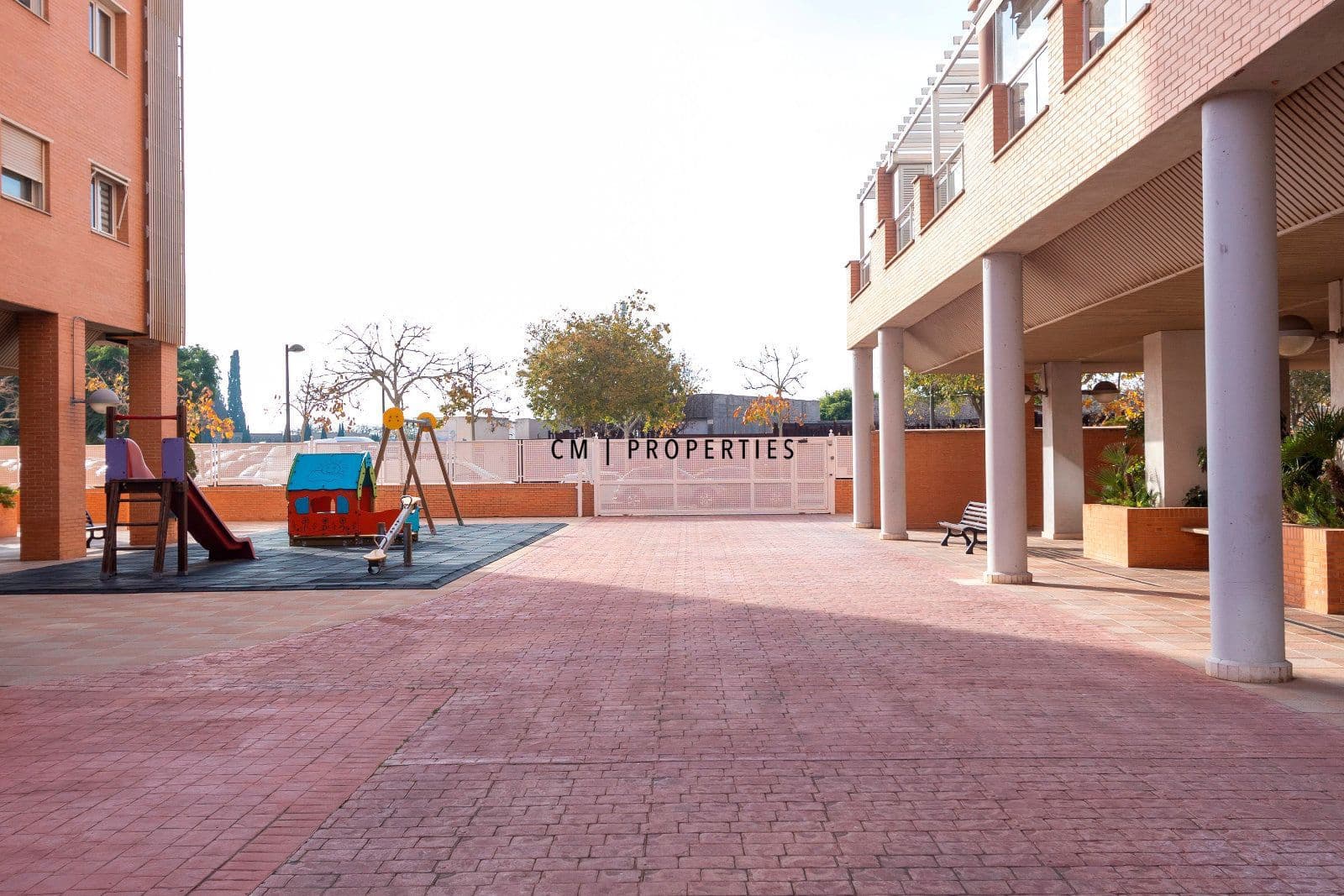 2 makuuhuone Asunto vuokrattavana paikassa Valencia kaupunki mukana uima-altaan 
autotalli - 1 400 € (Ref: 9448512)