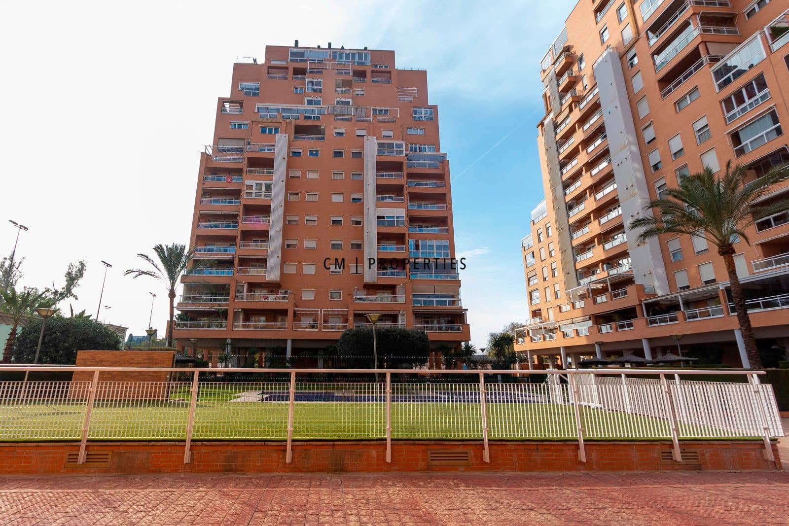 2 makuuhuone Asunto vuokrattavana paikassa Valencia kaupunki mukana uima-altaan 
autotalli - 1 400 € (Ref: 9448512)