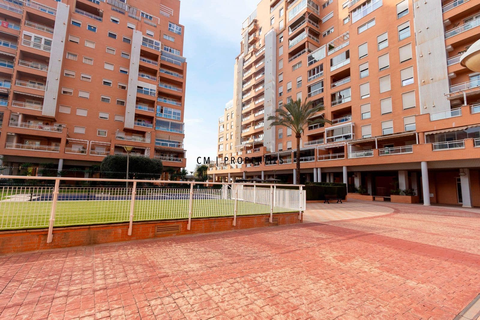 2 makuuhuone Asunto vuokrattavana paikassa Valencia kaupunki mukana uima-altaan 
autotalli - 1 400 € (Ref: 9448512)