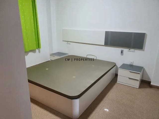 2 makuuhuone Asunto vuokrattavana paikassa Moncada - 950 € (Ref: 9448579)