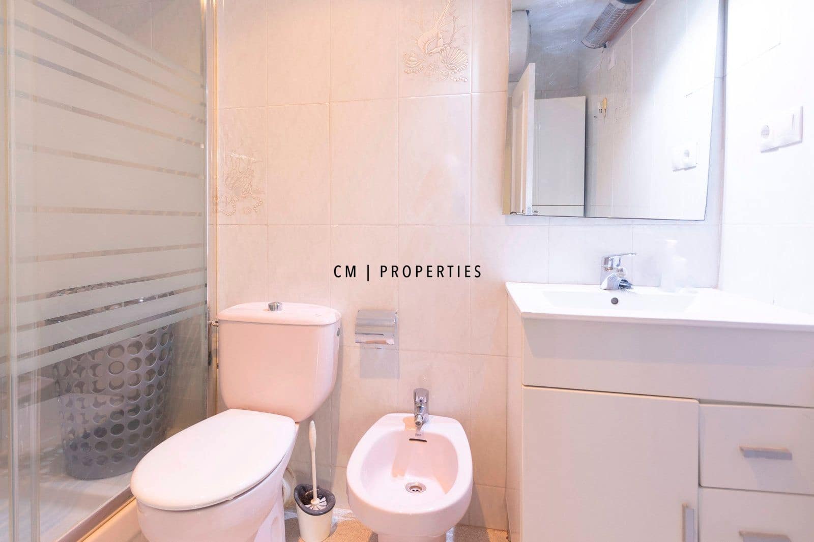 3 soverom Leilighet til leie i Valencia by - € 1 200 (Ref: 9449770)