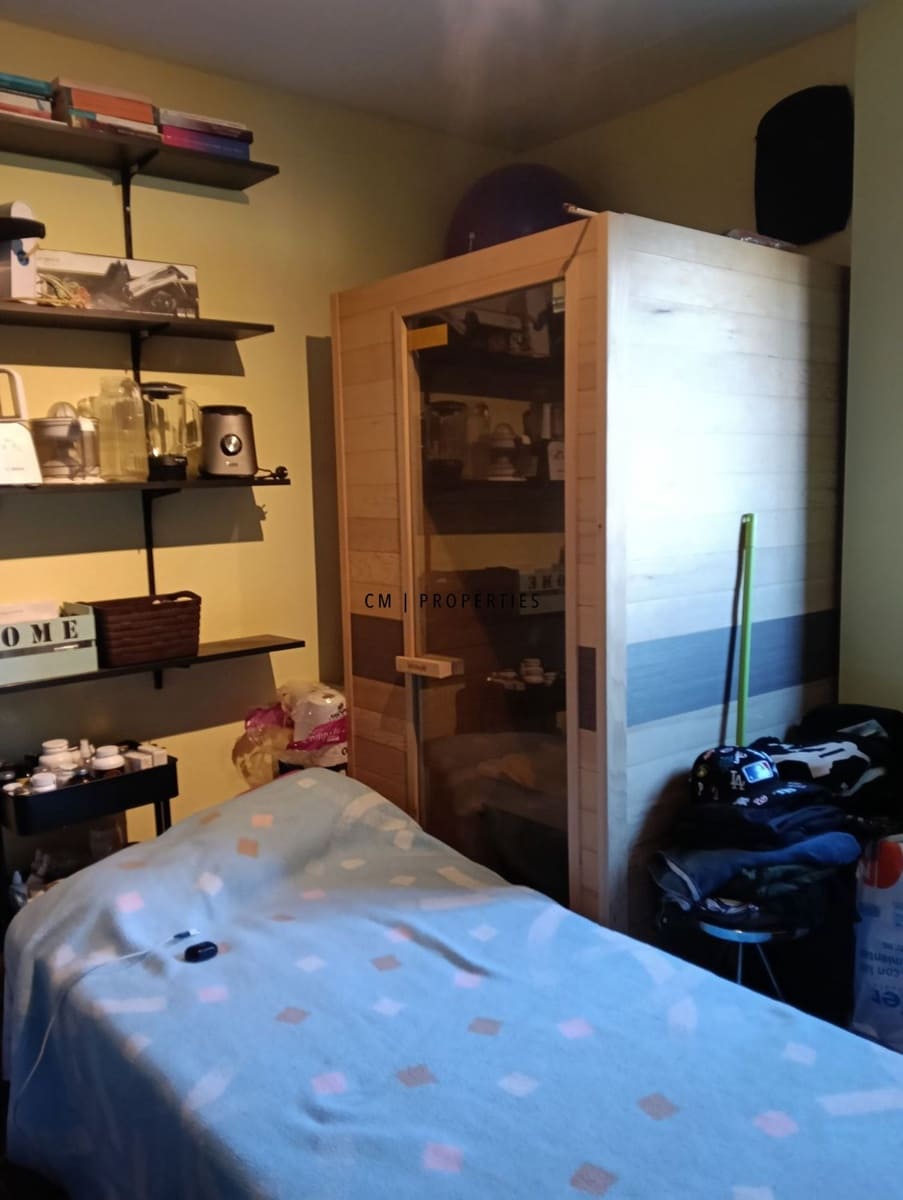 Chalet de 3 habitaciones en Godella en venta con piscina garaje - 180.000 € (Ref: 9452960)