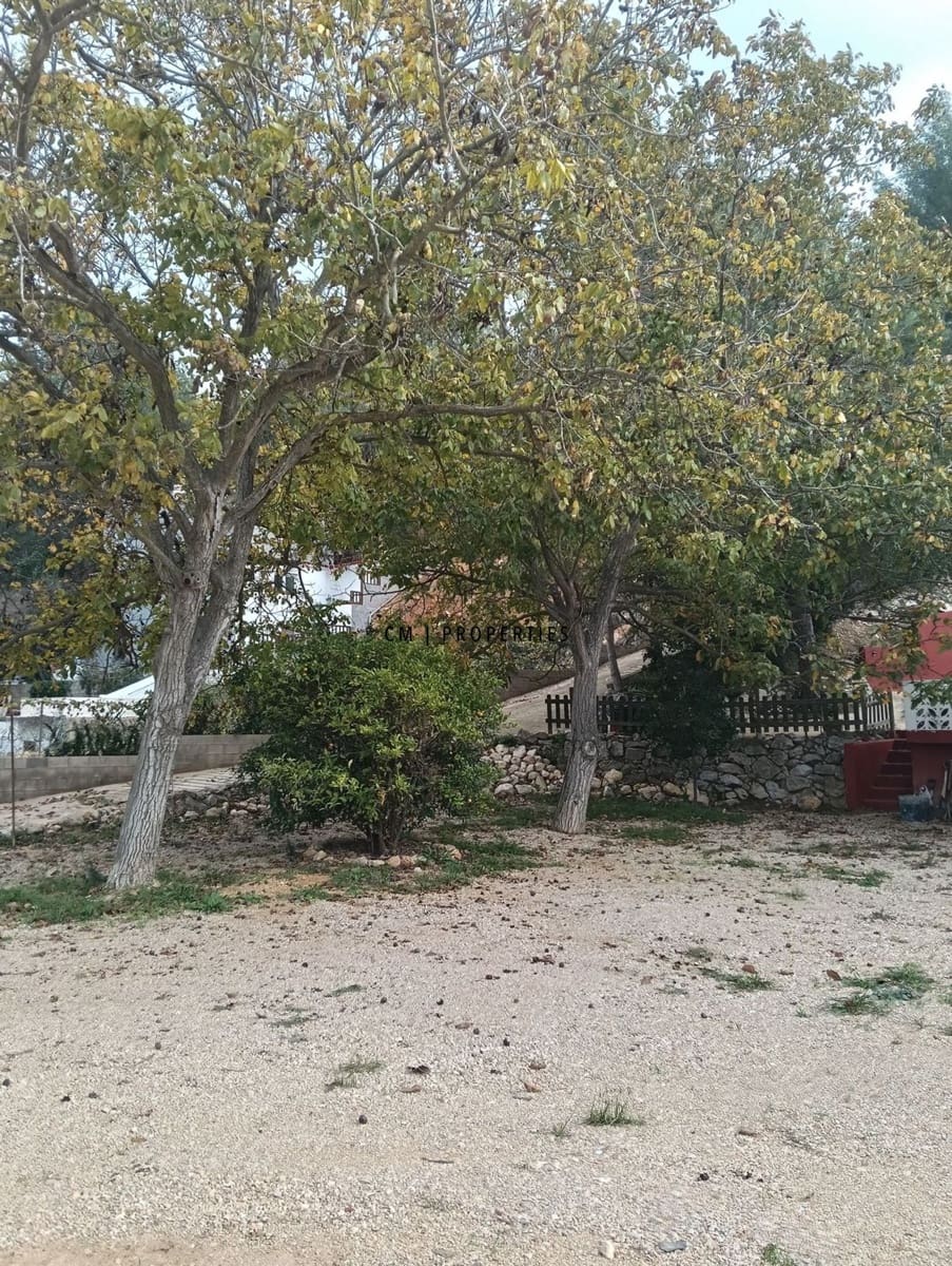 Chalet de 3 habitaciones en Godella en venta con piscina garaje - 180.000 € (Ref: 9452960)