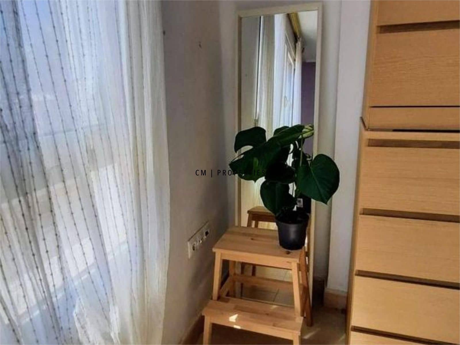 3 soverom Leilighet til leie i Valencia by - € 1 650 (Ref: 9452961)