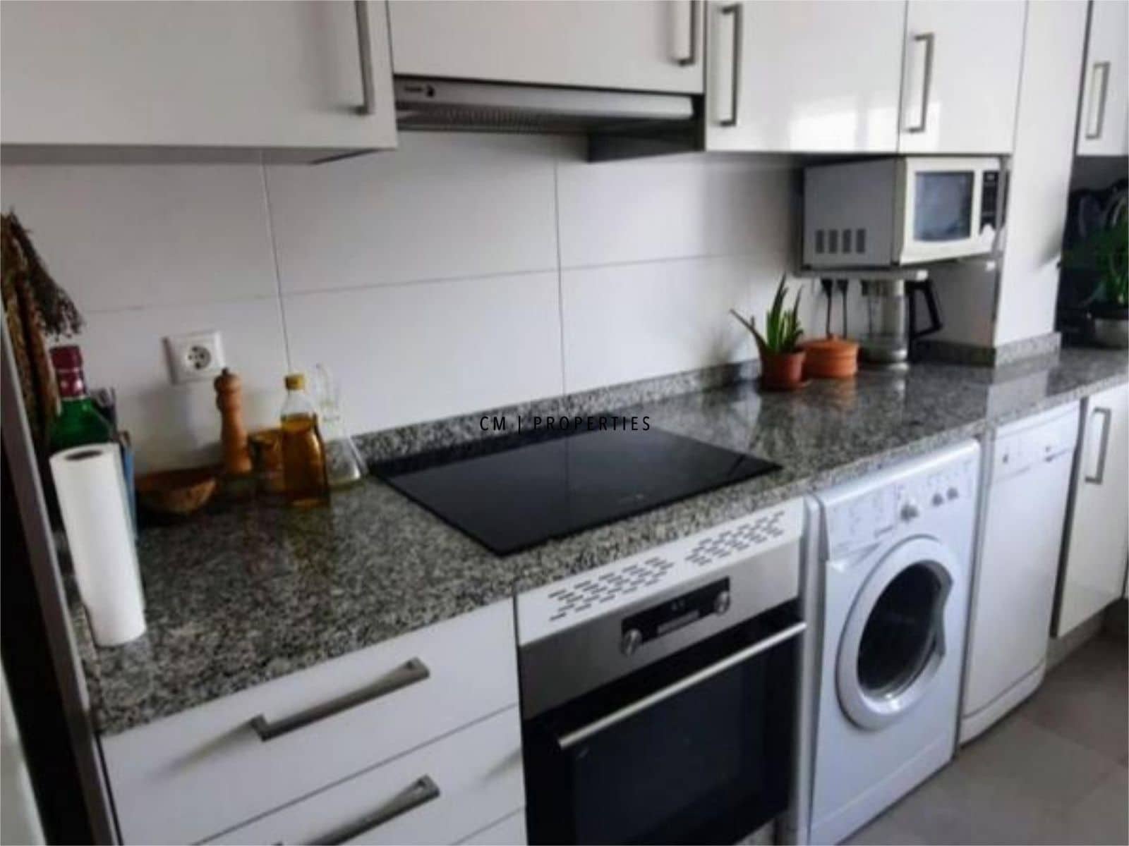 3 soverom Leilighet til leie i Valencia by - € 1 650 (Ref: 9452961)