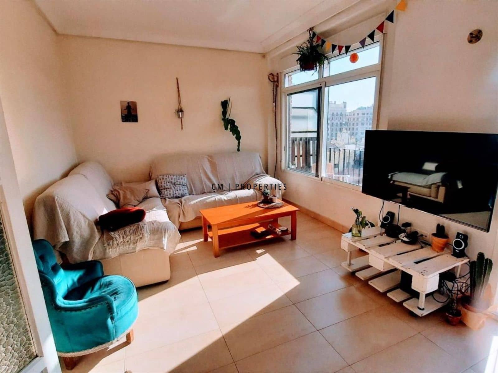 3 soverom Leilighet til leie i Valencia by - € 1 650 (Ref: 9452961)