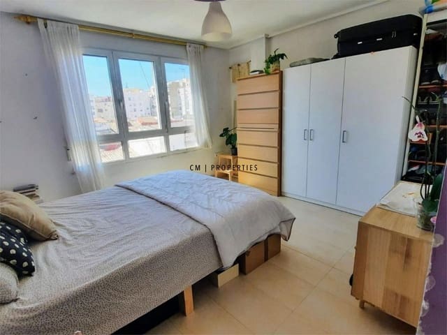 3 soverom Leilighet til leie i Valencia by - € 1 650 (Ref: 9452961)